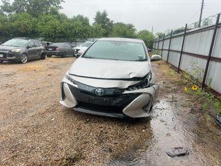 2019 Toyota Prius Prime Premium - Primary Damage Straight On Image